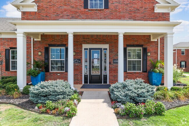 Leasing Office Entrance