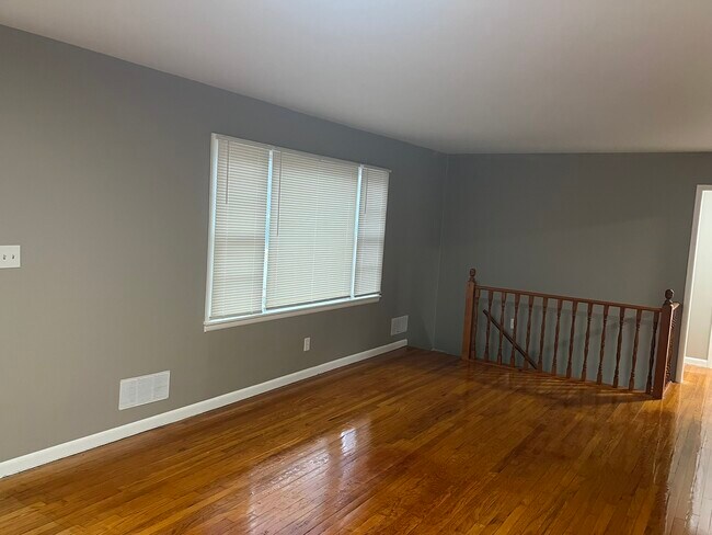 Photo - 8818 Kentucky Ave