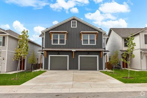 Building Photo - Room in Duplex on Briarwood Pass Rental