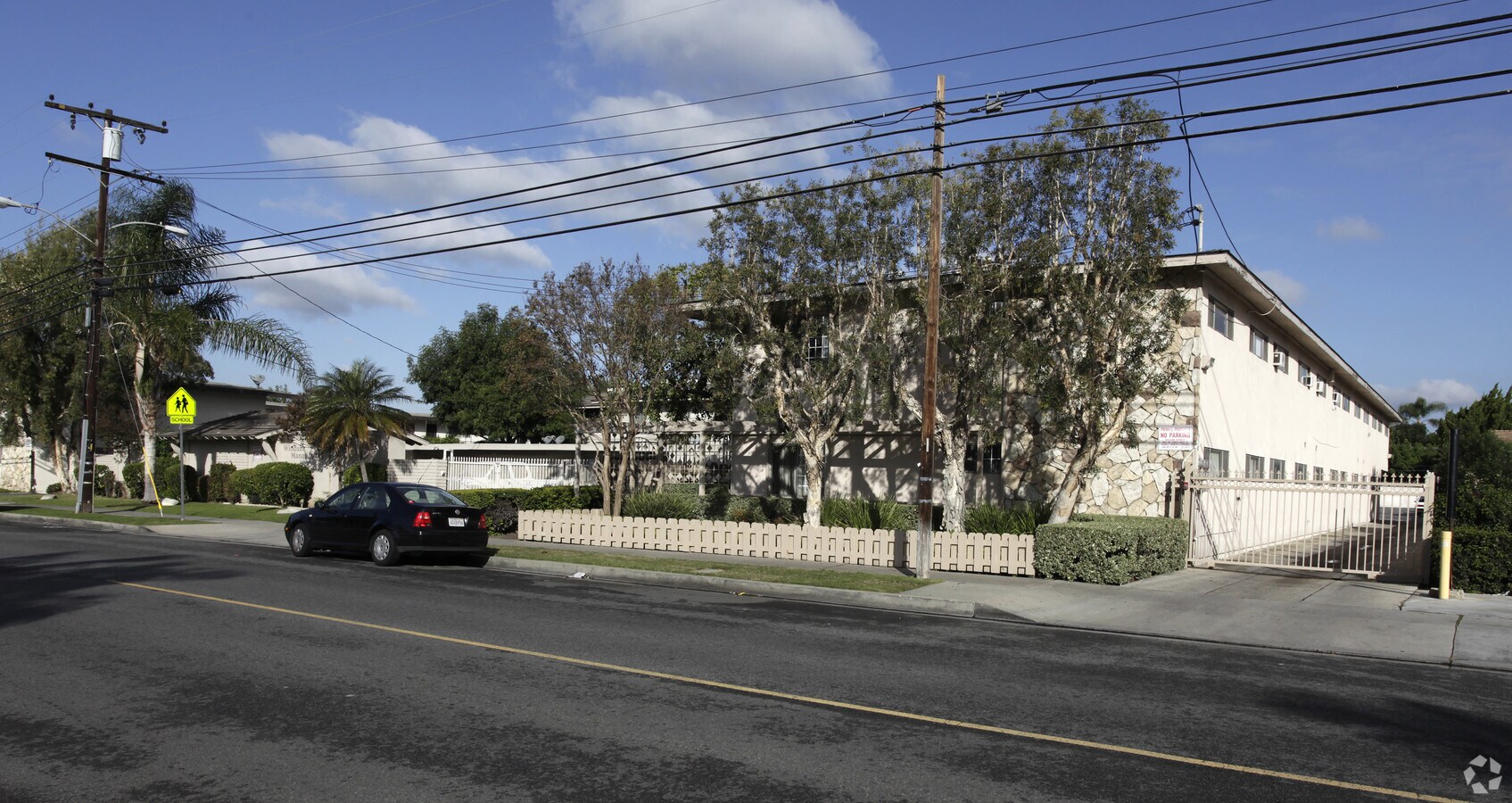 Photo - Windsor Manor Apartments