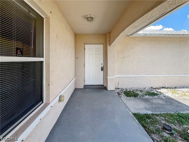 Photo - 2130 NE 8th Pl