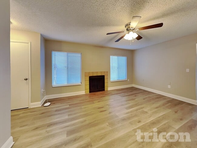 1455 Marigold Dr