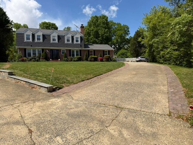 Photo - 2510 N Chambliss St