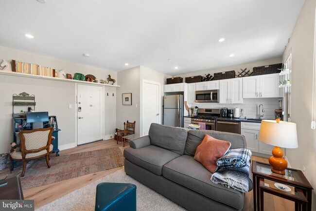 Photo - 3101 Sherman Ave NW