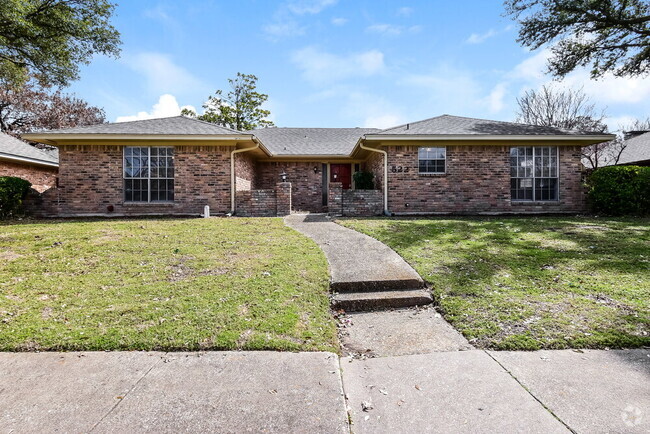 Building Photo - 522 Pebblecreek Dr Rental