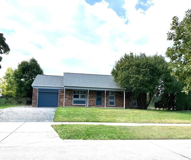 Building Photo - 1011 Aspen Dr