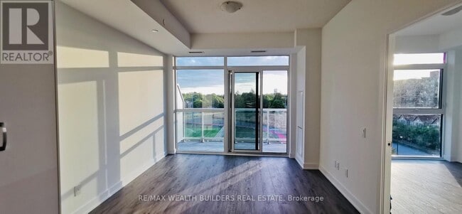 Photo - 251 Manitoba St Unit 620