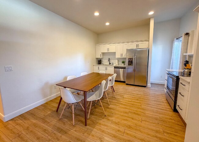 Photo - Fully Furnished 2 Bedroom Townhouse in a Resort Style Community!