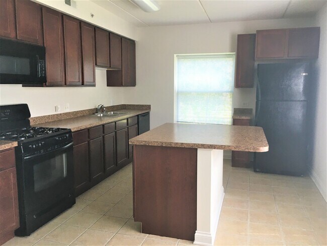 Photo - 3420 N Old Arlington Heights Rd