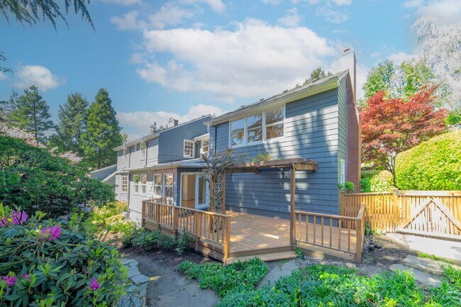 Photo - Enchanting Portland Heights 5BD House: You...