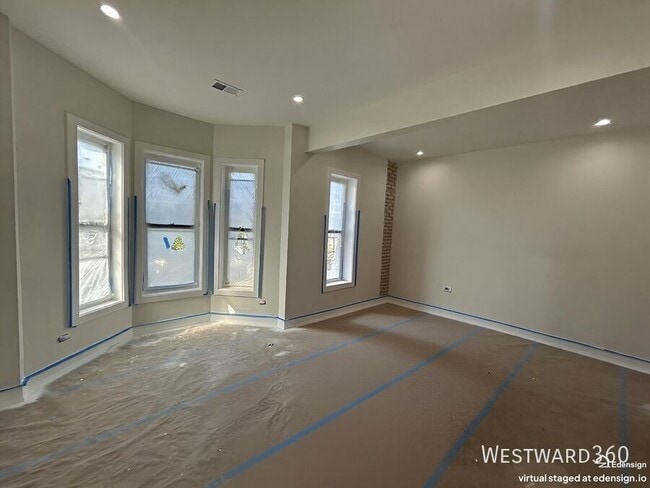 Photo - 805 W Weed St Unit #3W