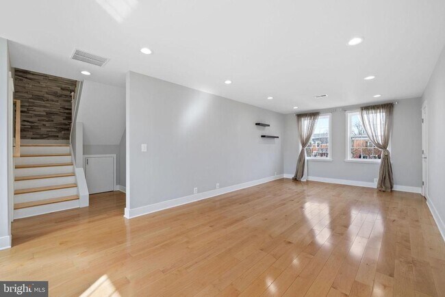 Photo - 3476 S Utah St Unit B2