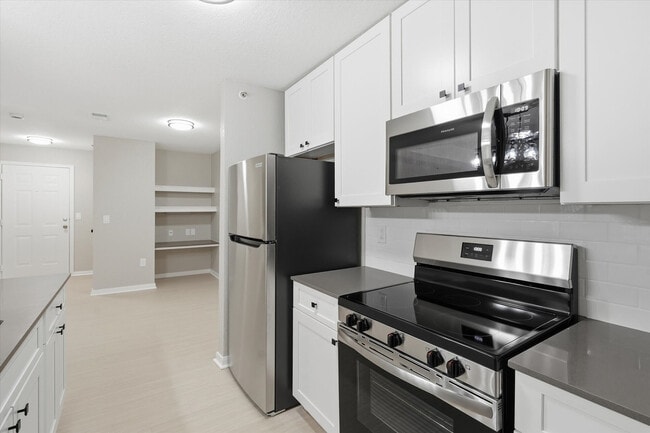 Villas at North Oak