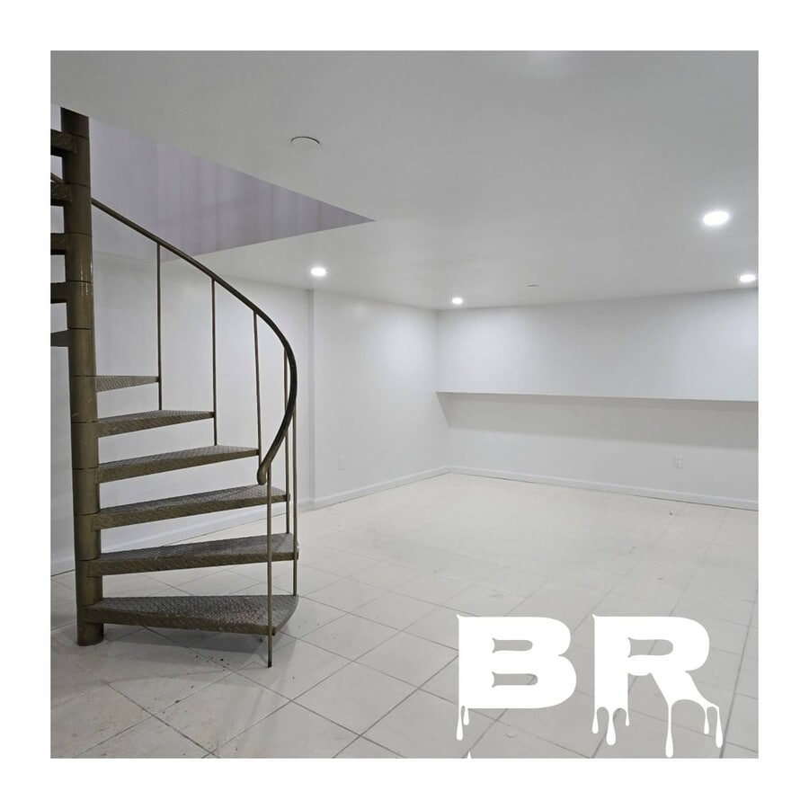 Photo - 1111 Sheepshead Bay Rd