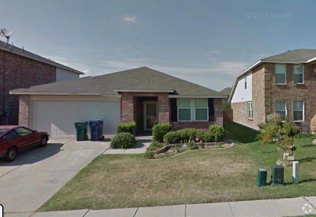 Building Photo - Totally Remodeled 3 bed 2 bath Rental