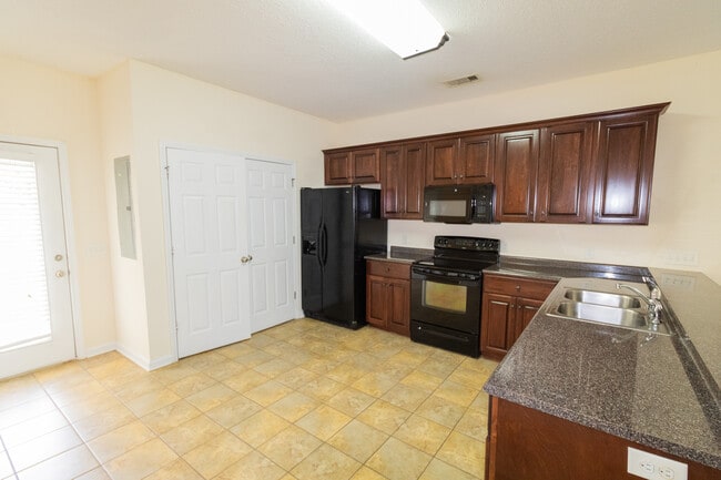 Photo - 235 Sawgrass Trail