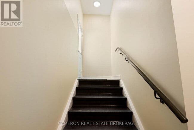 Photo - 1234 Cumberland St Unité C