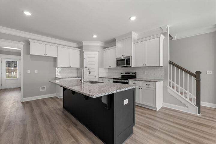 Photo - Ashley Smith