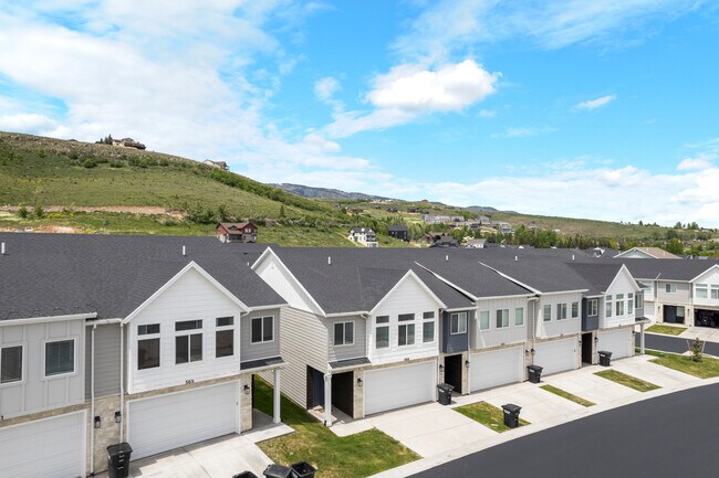 Photo - 569 N Richland Valley St
