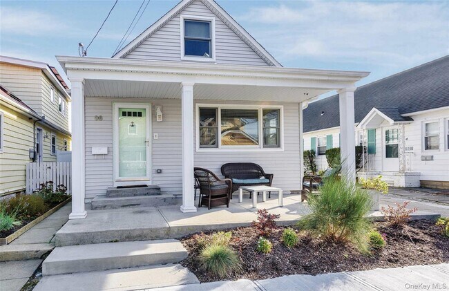 Photo - 96 Coronado St