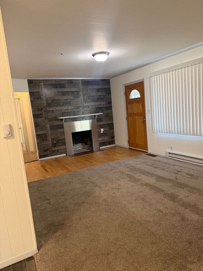 Photo - 12506 SE Lincoln Ct