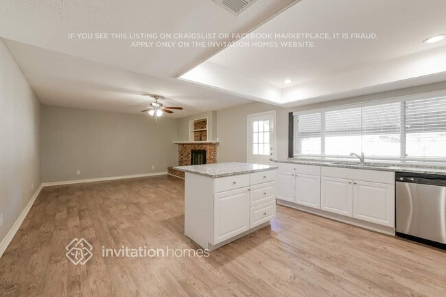 Photo - 2600 Treeview Dr