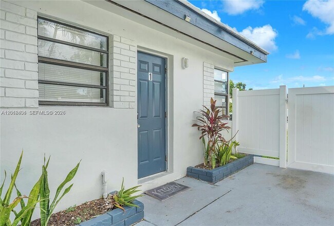6036 Polk St Unit 1
