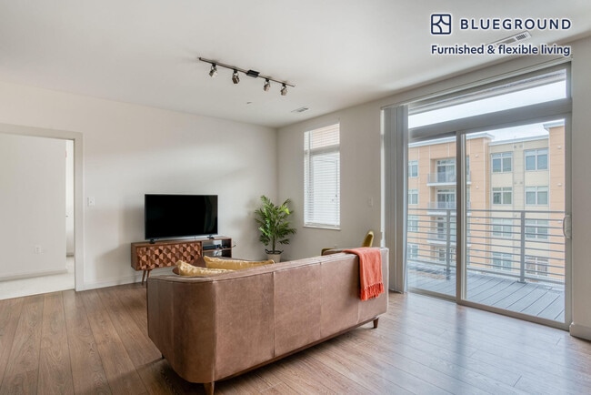 Photo - 36 River St Unidad FL3-ID971