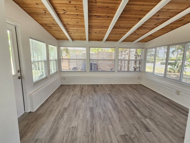 Photo - Annual Unfurnished 3 Bedroom 2 Bathroom Single Family Home in Osprey!