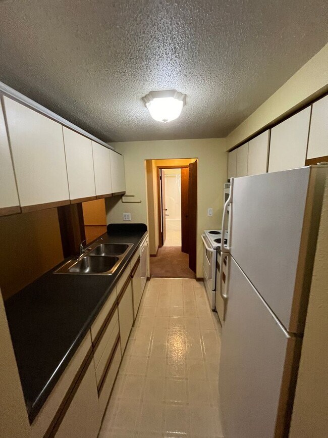 Photo - 2 Bedroom condo on the west side of Iowa City Unidad 24