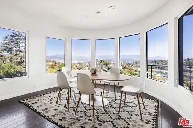 Photo - 1850 San Jacinto St