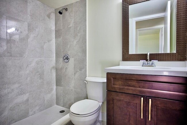 Photo - 18081 SE Country Club Dr Unit 141