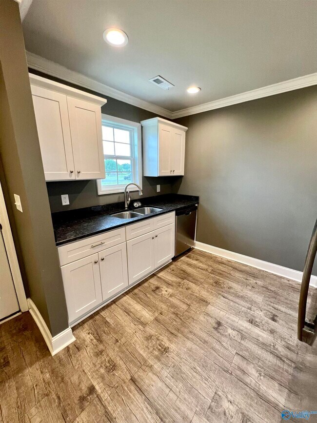 Photo - 23420 Nick Davis Rd