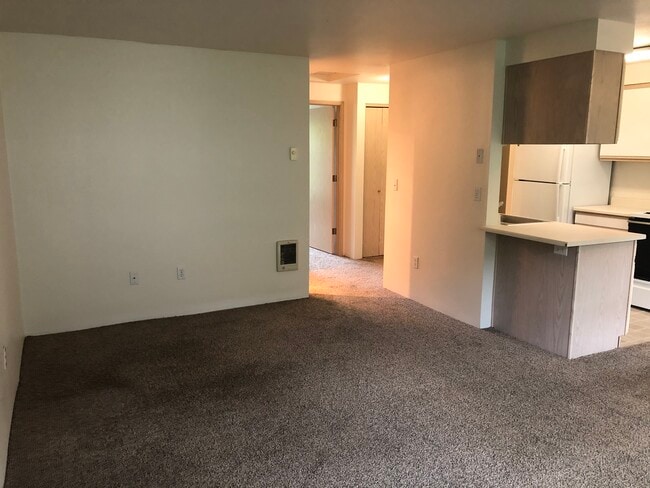 Living - Barbur Heights Apartments