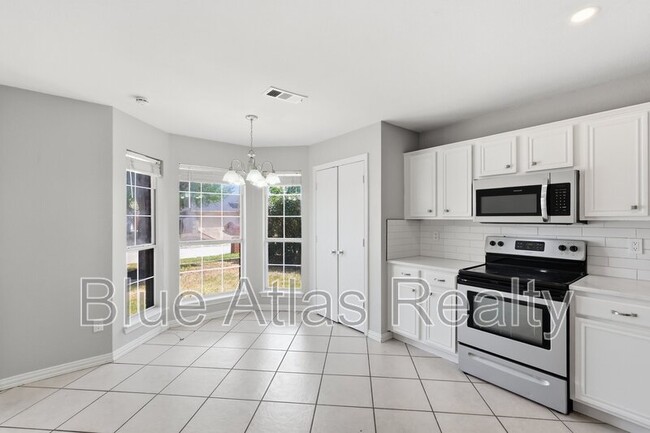 Photo - 1012 Waterview Dr