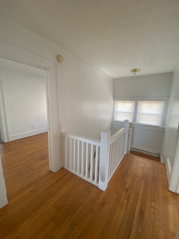 Photo - 916 College Ave