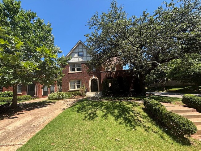 Photo - 501 NW 18th St