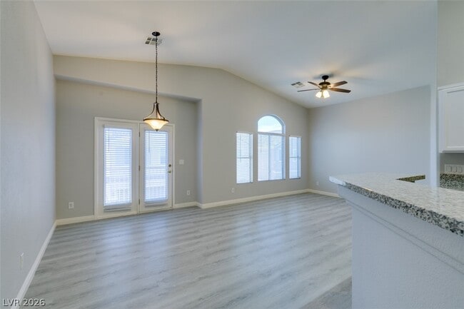 Photo - 6568 Strolling Plains Ln Unidad 101