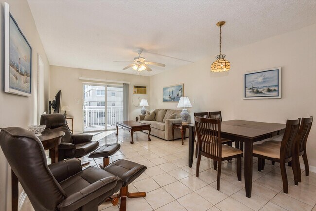 Photo - 720 Orton Ave Unit 306