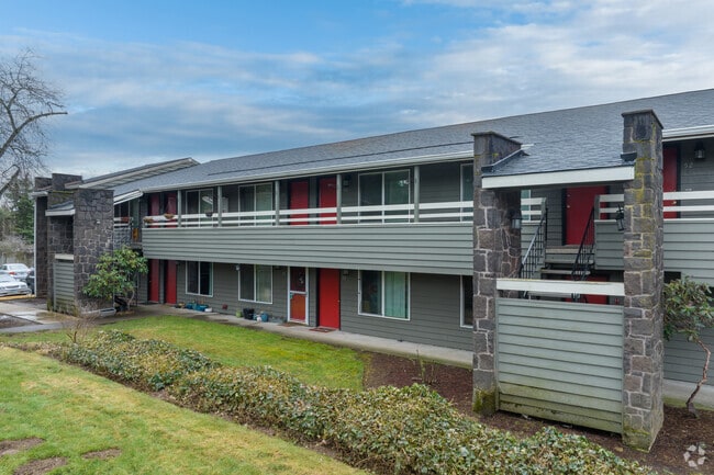 White Willow Apartments - White Willow Apartments