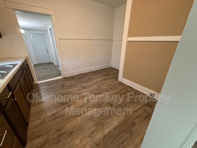 Photo - 1213 N Alabama Ave