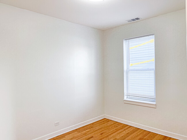 Photo - 1841 S Carpenter St Unit 3R