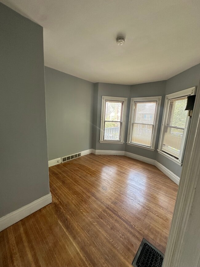 Bedroom - 169 Anderson Pl Unit Upper Front