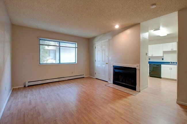 Photo - 1631 19th St Unidad 3