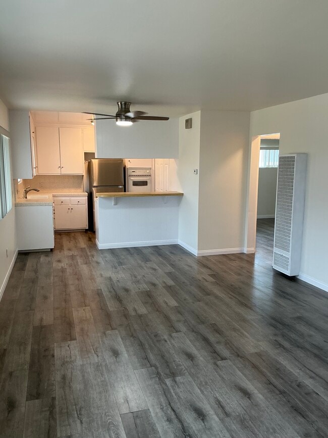 Photo - 1253 W 24th St Unidad 3