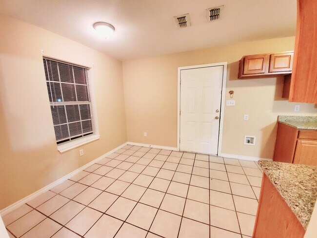 Photo - 2728 McDonald Rd