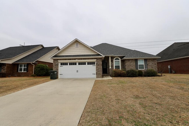 Building Photo - 513 Waterlily Dr