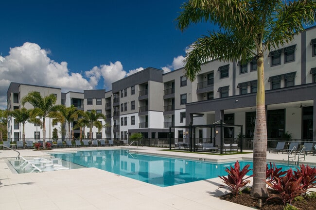 The Alary apartments — community photo