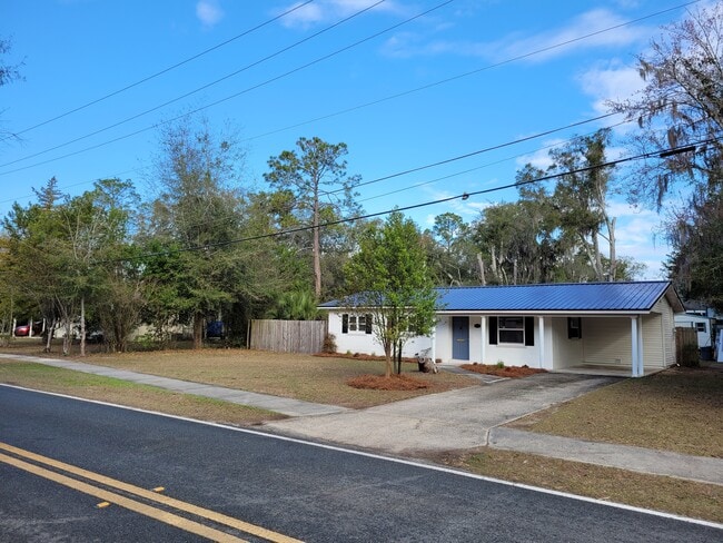 Building Photo - 1151 NW Ashley St