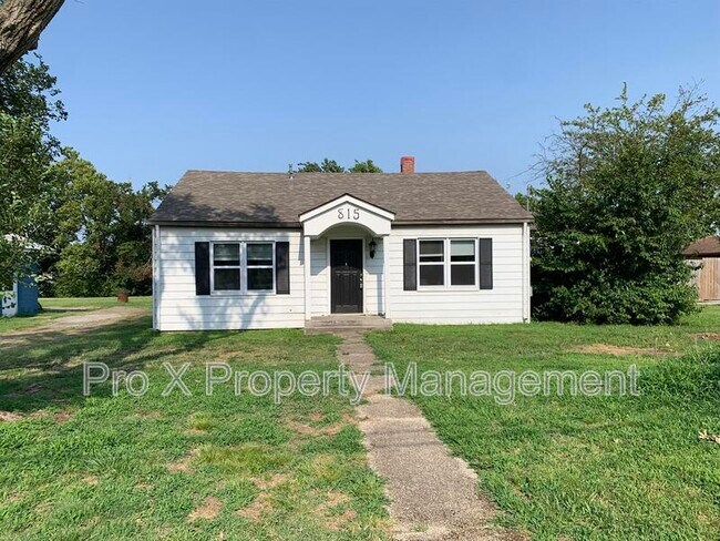 815 Van Winkle St - 815 Van Winkle St House